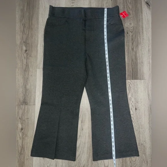 NWT SPANX Women's Dark Gray Flare Pants - Picture 3 of 6